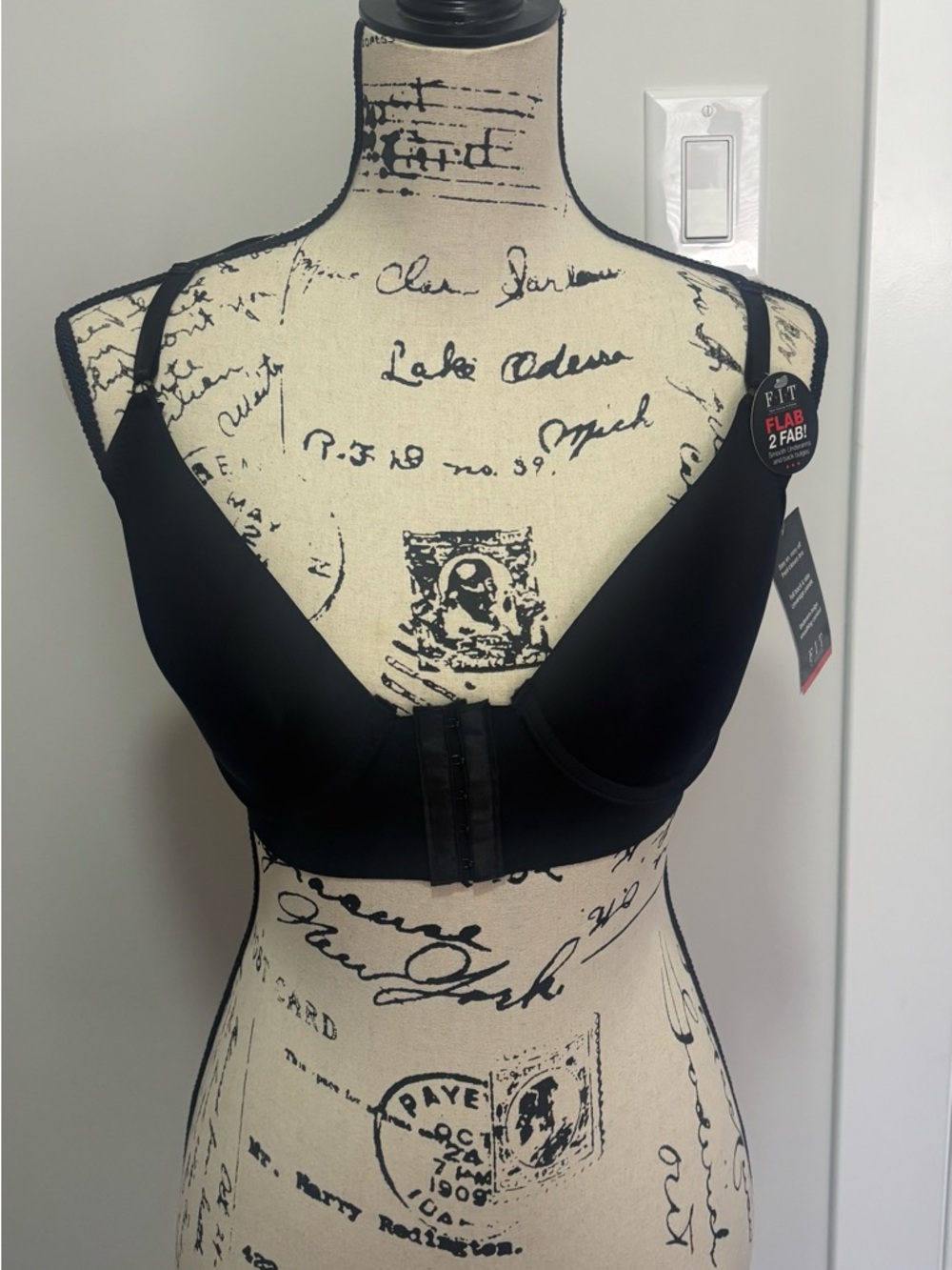 F.I.T Flab 2 Fab Smoothing Bra | Full Back Coverage | NWT